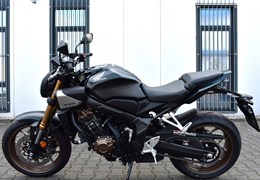 Neumotorrad Honda CB650R