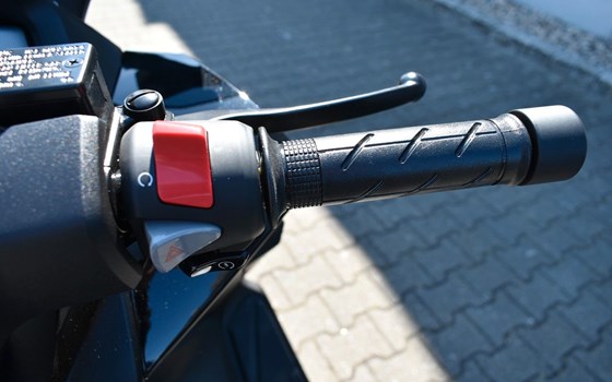 Neufahrzeug Honda Forza 350 - Bild 8