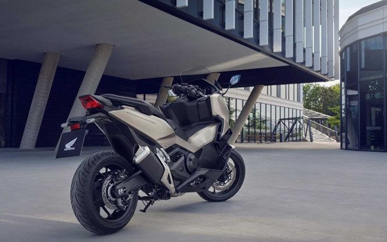 Neufahrzeug Honda Forza 750 - Bild 16