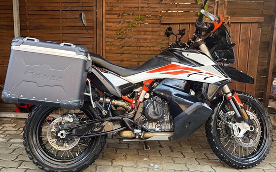 Gebrauchtmotorrad KTM 790 Adventure R - Bild 1 Gebrauchtmotorrad KTM 790 Adventure R - Bild 1