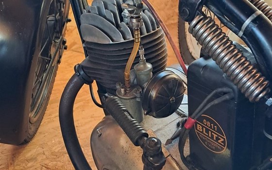 Gebrauchtmotorrad Puch 125 T - Bild 3 Gebrauchtmotorrad Puch 125 T - Bild 3