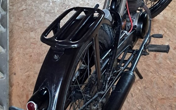 Gebrauchtmotorrad Puch 125 T - Bild 6 Gebrauchtmotorrad Puch 125 T - Bild 6