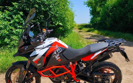 Gebrauchtmotorrad KTM 1290 Super Adventure R - Bild 1 Gebrauchtmotorrad KTM 1290 Super Adventure R - Bild 1