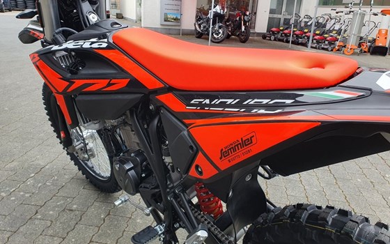 Neufahrzeug Beta RR 125 4T LC Enduro - Bild 11