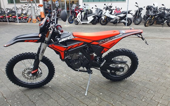 Neufahrzeug Beta RR 125 4T LC Enduro - Bild 14