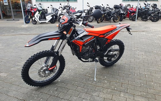 Neufahrzeug Beta RR 125 4T LC Enduro - Bild 15