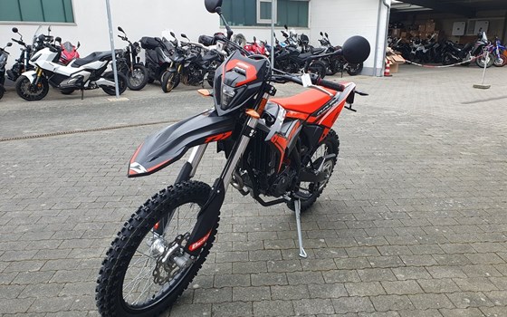 Neufahrzeug Beta RR 125 4T LC Enduro - Bild 16