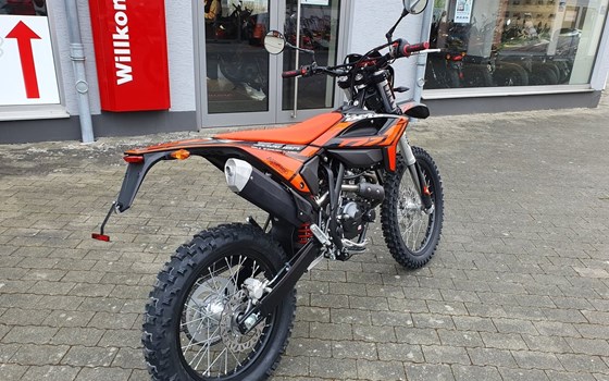 Neufahrzeug Beta RR 125 4T LC Enduro - Bild 8