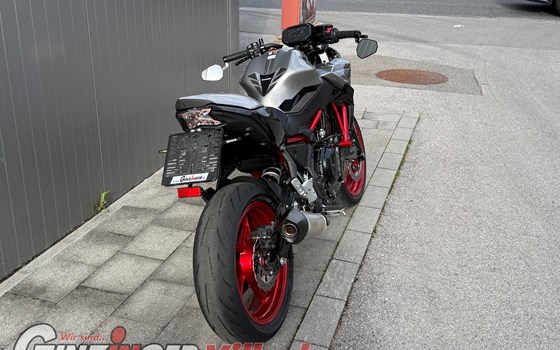 Gebrauchtmotorrad Kawasaki Z650 - Bild 7 Gebrauchtmotorrad Kawasaki Z650 - Bild 7