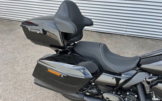 Gebrauchtmotorrad Harley-Davidson Street Glide FLHX - Bild 5 Gebrauchtmotorrad Harley-Davidson Street Glide FLHX - Bild 5