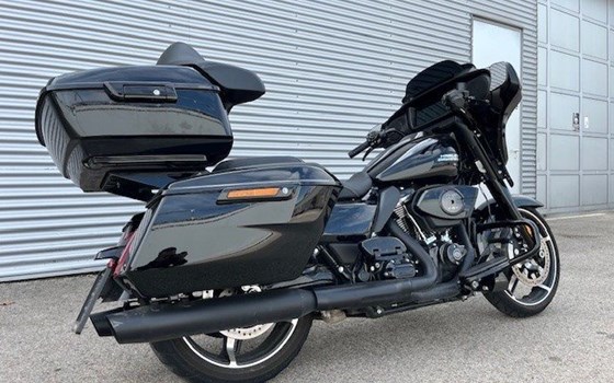 Gebrauchtmotorrad Harley-Davidson Street Glide FLHX - Bild 7 Gebrauchtmotorrad Harley-Davidson Street Glide FLHX - Bild 7
