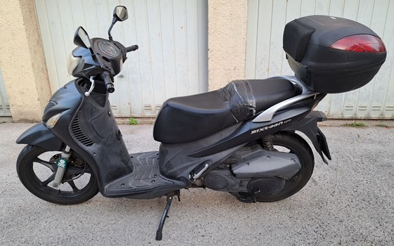 Gebrauchtmotorrad Suzuki Sixteen 125 - Bild 1 Gebrauchtmotorrad Suzuki Sixteen 125 - Bild 1