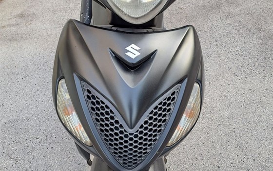 Gebrauchtmotorrad Suzuki Sixteen 125 - Bild 3 Gebrauchtmotorrad Suzuki Sixteen 125 - Bild 3