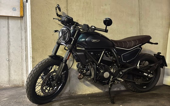 Gebrauchtmotorrad Ducati Scrambler Nightshift - Bild 1 Gebrauchtmotorrad Ducati Scrambler Nightshift - Bild 1
