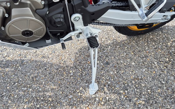 Gebrauchtmotorrad Aprilia Tuareg 660 Rally - Bild 7 Gebrauchtmotorrad Aprilia Tuareg 660 Rally - Bild 7