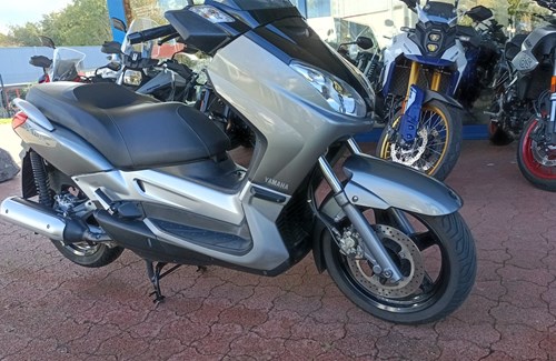 Gebrauchtmotorrad Yamaha X-Max 250