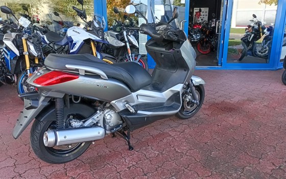Gebrauchtmotorrad Yamaha X-Max 250 - Bild 2