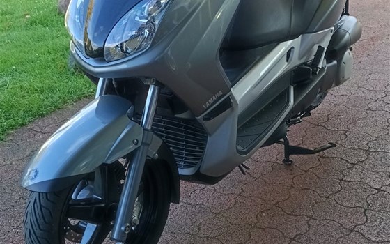 Gebrauchtmotorrad Yamaha X-Max 250 - Bild 4