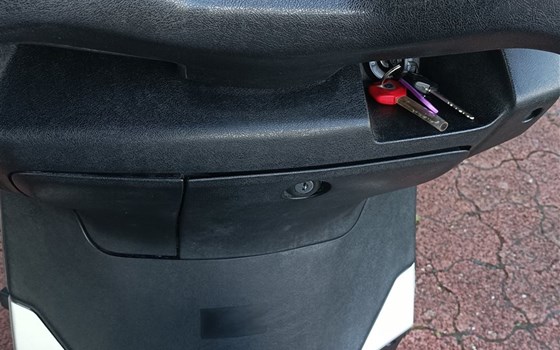 Gebrauchtmotorrad Yamaha X-Max 250 - Bild 7