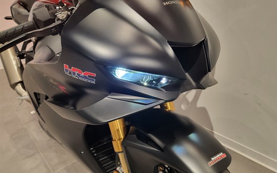 Neufahrzeug Honda CBR1000RR-R Fireblade SP - Bild 12
