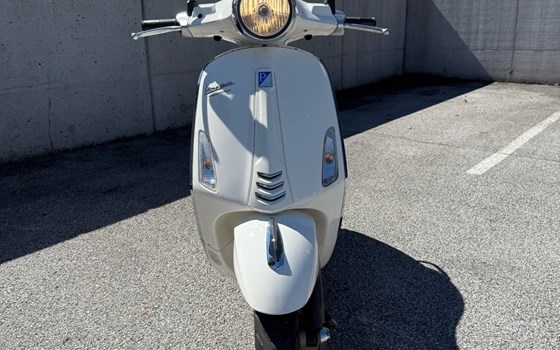 Gebrauchtmotorrad Vespa Primavera - Bild 2 Gebrauchtmotorrad Vespa Primavera - Bild 2