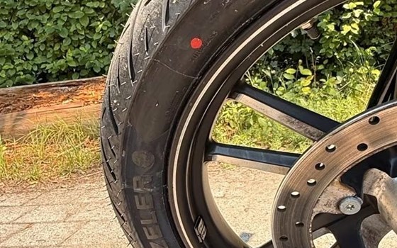 Gebrauchtmotorrad Harley-Davidson Dyna Street Bob Special - Bild 8