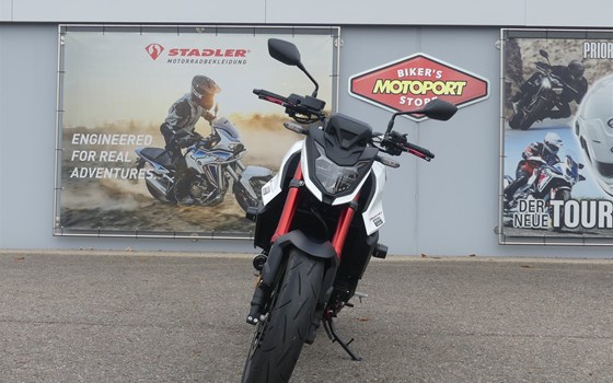 Gebrauchtmotorrad Honda CB750 Hornet - Bild 3