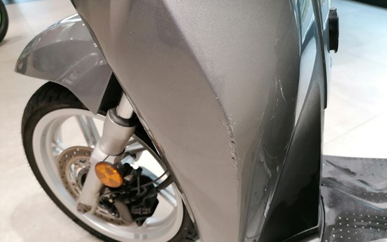 Gebrauchtmotorrad Honda SH300i - Bild 7