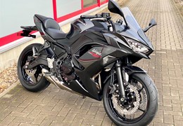 Neumotorrad Kawasaki Ninja 650