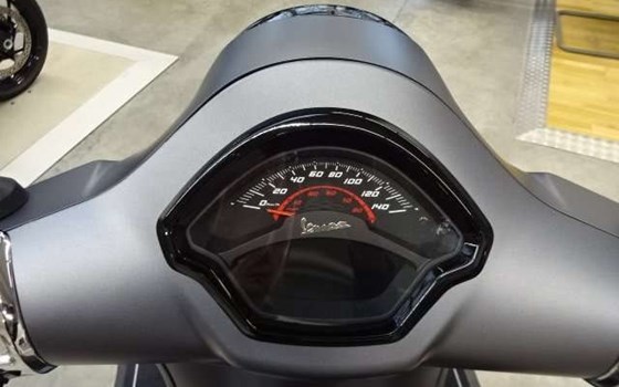 Neufahrzeug Vespa GTS 125 i.e. Super Sport - Bild 5