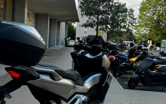 Offre Honda Forza 750 - Image 4