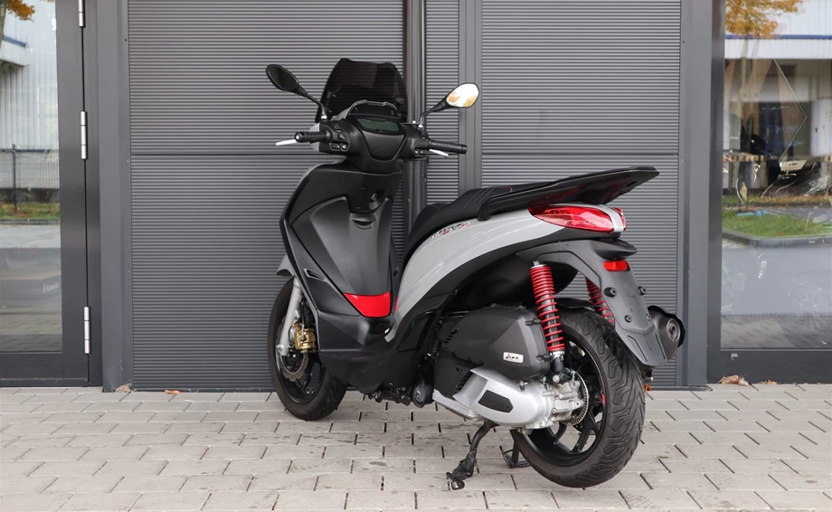 Angebot Piaggio Medley 125 S Bild 6: Angebot Piaggio Medley 125 S