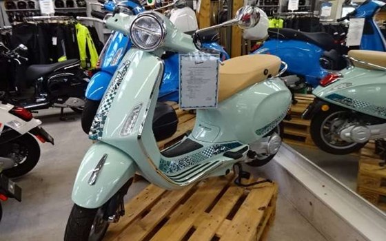 Neufahrzeug Vespa Primavera 50 - Bild 1