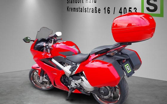 Gebrauchtmotorrad Honda VFR 800 F - Bild 3