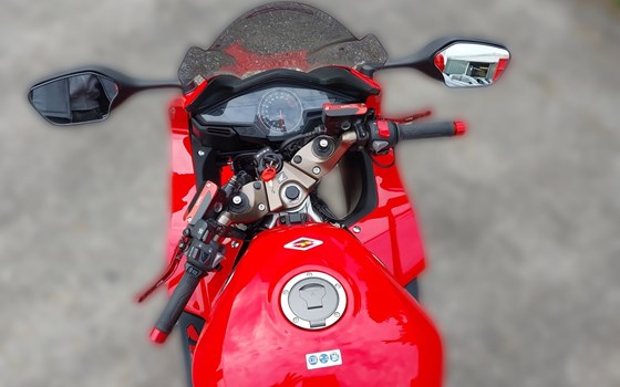 Gebrauchtmotorrad Honda VFR 800 F - Bild 6 Gebrauchtmotorrad Honda VFR 800 F - Bild 6