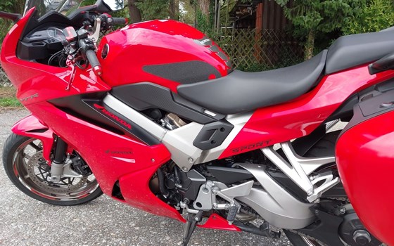 Gebrauchtmotorrad Honda VFR 800 F - Bild 9