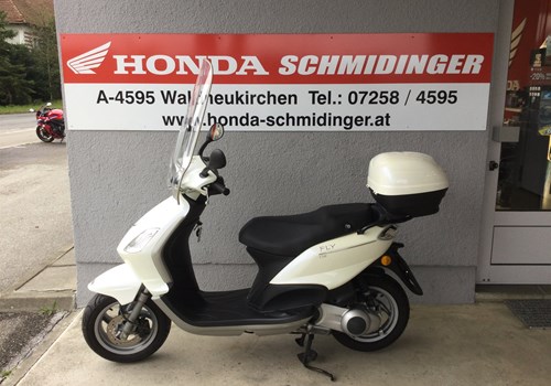 Piaggio Fly 125