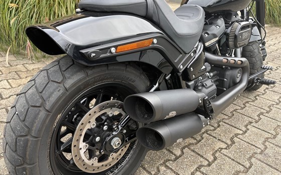 Gebrauchtmotorrad Harley-Davidson Softail Fat Bob 114 FXFBS - Bild 11 Gebrauchtmotorrad Harley-Davidson Softail Fat Bob 114 FXFBS - Bild 11