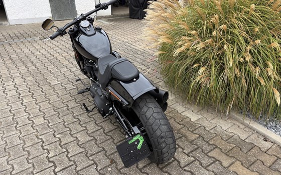 Gebrauchtmotorrad Harley-Davidson Softail Fat Bob 114 FXFBS - Bild 4 Gebrauchtmotorrad Harley-Davidson Softail Fat Bob 114 FXFBS - Bild 4