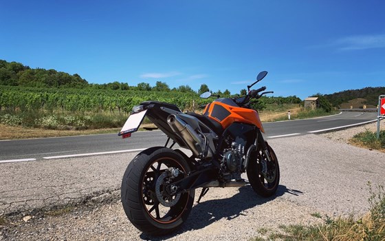 Gebrauchtmotorrad KTM 790 Duke - Bild 2 Gebrauchtmotorrad KTM 790 Duke - Bild 2
