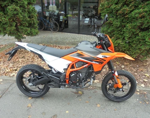 zum Vergrössern bitte anklicken!