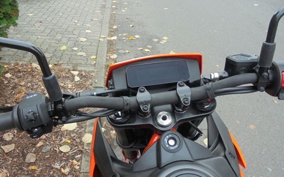 Neufahrzeug KTM 125 SMC R - Bild 7