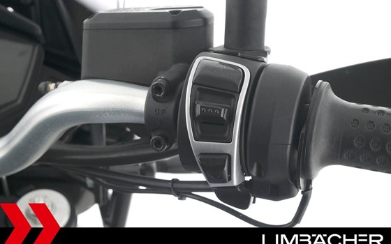 Gebrauchtmotorrad Moto Guzzi V85 TT - Bild 21