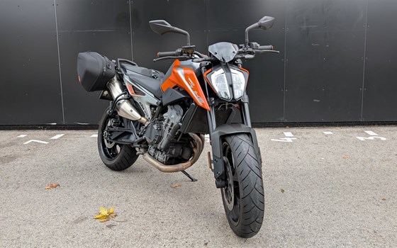 Gebrauchtmotorrad KTM 790 Duke - Bild 1 Gebrauchtmotorrad KTM 790 Duke - Bild 1