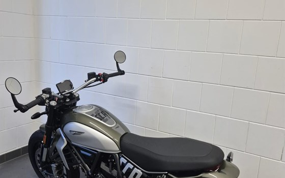 Gebrauchtmotorrad Ducati Scrambler Icon - Bild 14