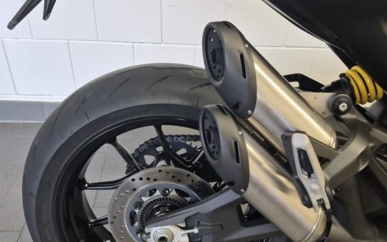 Gebrauchtmotorrad Ducati Monster + - Bild 9