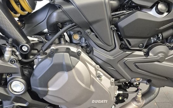 Gebrauchtmotorrad Ducati Monster + - Bild 8