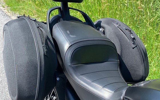 Gebrauchtmotorrad Ducati Diavel Carbon - Bild 8