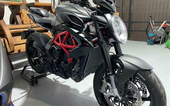 Gebrauchtmotorrad MV Agusta Brutale 800 - Bild 4