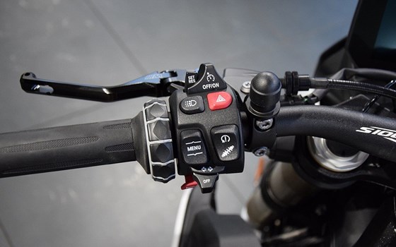 Gebrauchtmotorrad BMW S 1000 R - Bild 10